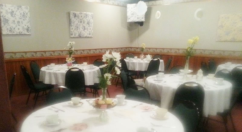 Banquet room decorated for a wedding
